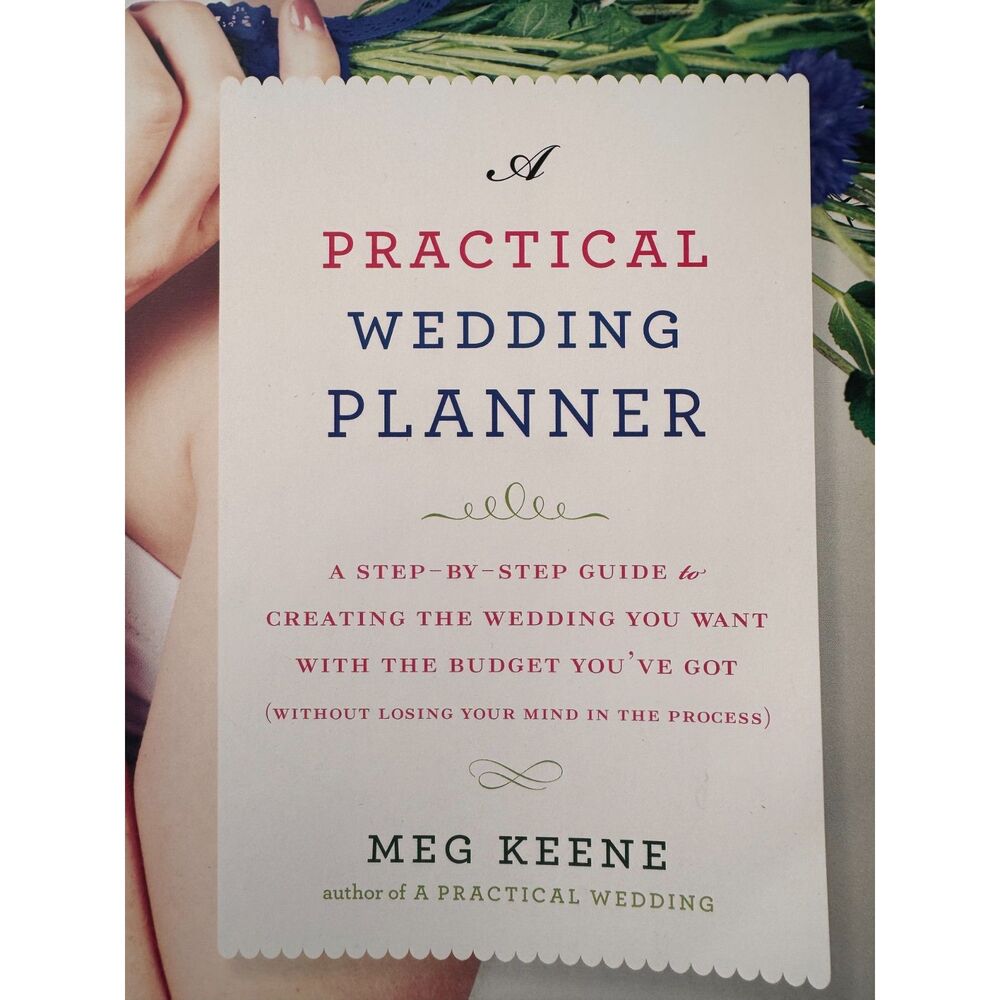 A Practical Wedding Planner by Megan Keene - Guide Book - Picture 2 of 3